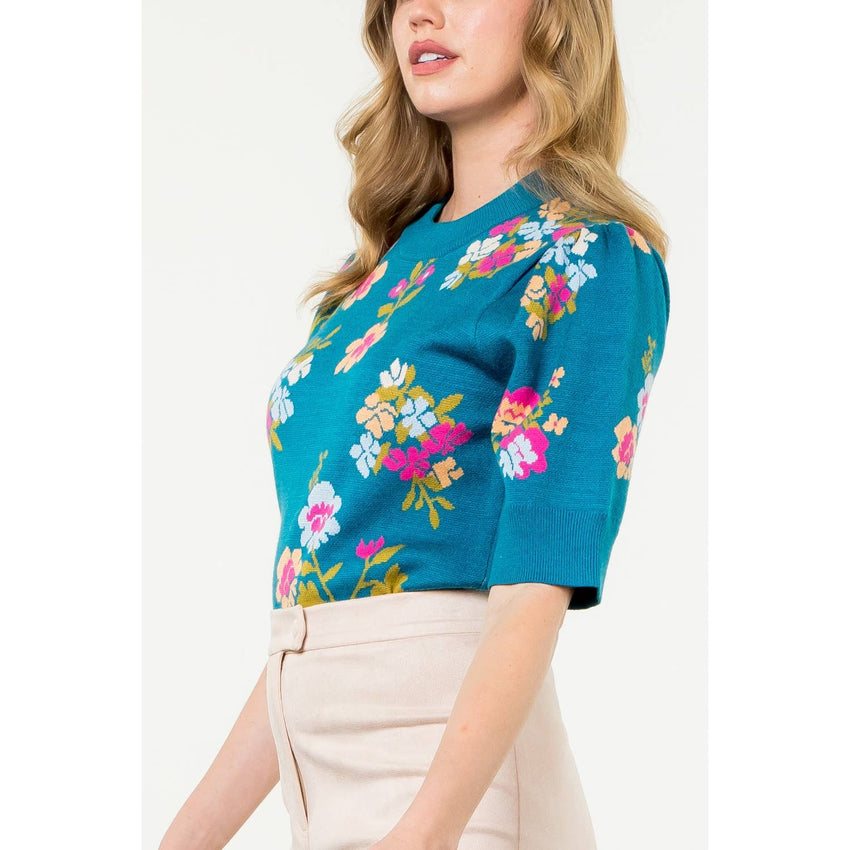 Short Sleeve Flower Knit Top